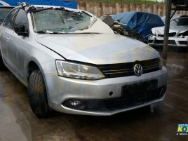 VW - VolksWagen Jetta  2011